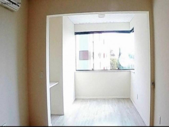 Imagem Imóvel com 1 Quarto à Venda, 178 m² em Cristo Redentor - Porto Alegre Imagem Imóvel com 1 Quarto à Venda, 178 m² em Cristo Redentor - Porto Alegre