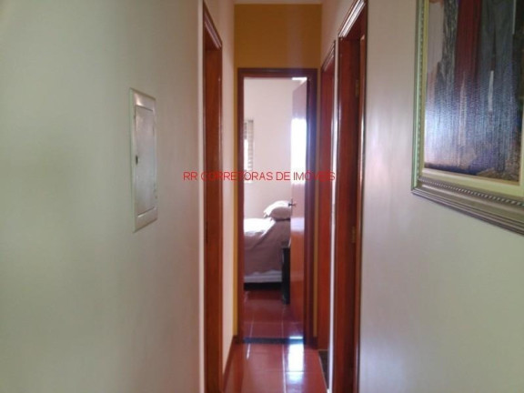 Imagem Casa com 3 Quartos à Venda, 189 m² em Vila Caio Junqueira - Poços De Caldas Imagem Casa com 3 Quartos à Venda, 189 m² em Vila Caio Junqueira - Poços De Caldas