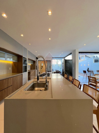 Imagem Casa com 5 Quartos à Venda, 340 m² em Recreio Dos Bandeirantes - Rio De Janeiro Imagem Casa com 5 Quartos à Venda, 340 m² em Recreio Dos Bandeirantes - Rio De Janeiro
