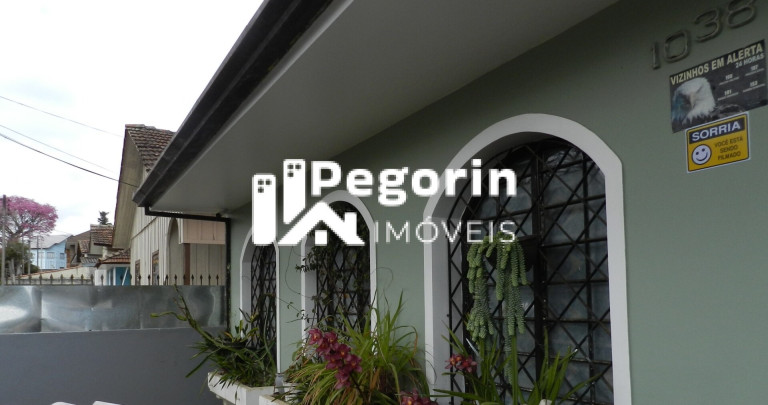 Imagem Casa com 4 Quartos à Venda, 180 m² em Tarumã - Curitiba