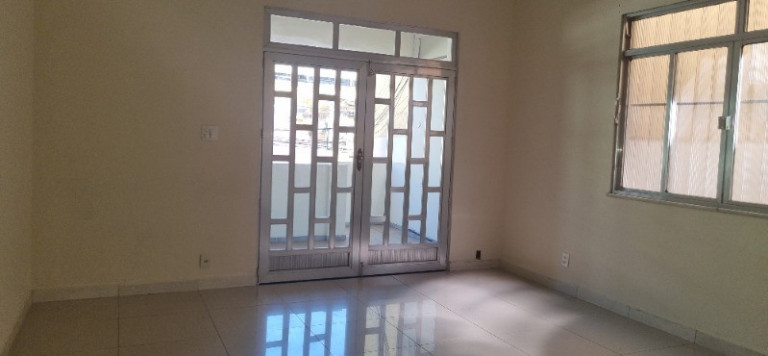 Imagem Casa com 6 Quartos à Venda, 288 m² em Jardim Vinte E Cinco De Agosto - Duque De Caxias