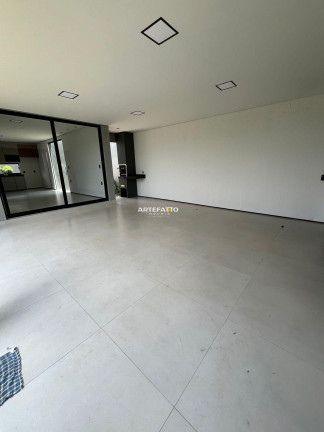 Imagem Casa com 3 Quartos à Venda, 127 m² Imagem Casa com 3 Quartos à Venda, 127 m²