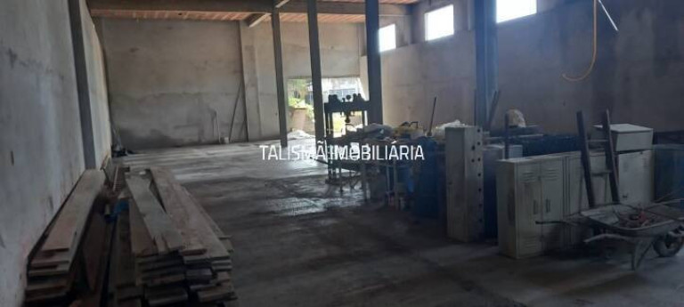 Imagem Galpão para Alugar, 300 m² em Jardim Record - Taboão Da Serra