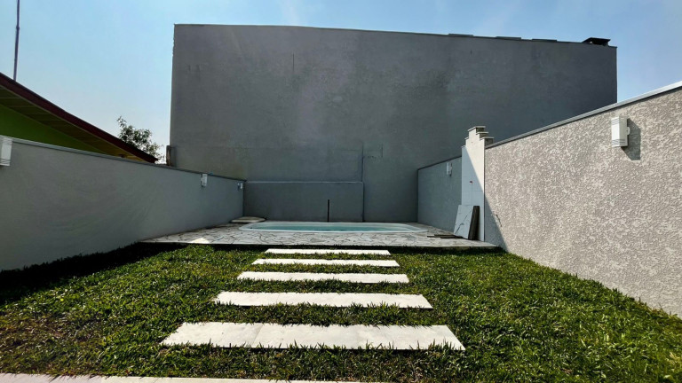 Imagem Sobrado com 2 Quartos à Venda, 120 m² em Balneário Canoas - Pontal Do Paraná