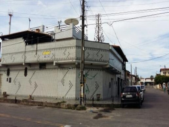 Imagem Imóvel com 7 Quartos à Venda, 270 m² em Serrinha - Fortaleza Imagem Imóvel com 7 Quartos à Venda, 270 m² em Serrinha - Fortaleza