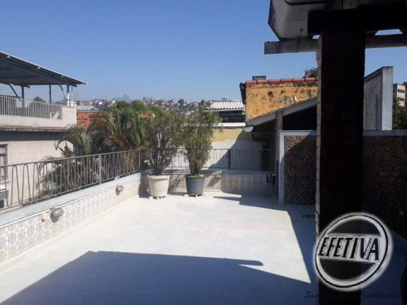 Imagem Sobrado com 3 Quartos à Venda, 234 m² em São Cristóvão - Rio De Janeiro Imagem Sobrado com 3 Quartos à Venda, 234 m² em São Cristóvão - Rio De Janeiro