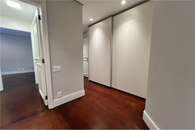 Imagem Apartamento com 4 Quartos à Venda, 319 m² em Vila Nova Conceição - São Paulo Imagem Apartamento com 4 Quartos à Venda, 319 m² em Vila Nova Conceição - São Paulo