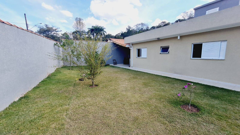 Imagem Casa com 3 Quartos à Venda, 260 m² em Jardim Estância Brasil - Atibaia Imagem Casa com 3 Quartos à Venda, 260 m² em Jardim Estância Brasil - Atibaia