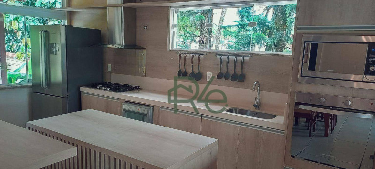 Imagem Casa com 4 Quartos à Venda, 250 m² em Bracuí - Angra Dos Reis Imagem Casa com 4 Quartos à Venda, 250 m² em Bracuí - Angra Dos Reis