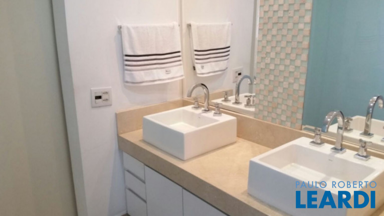 Imagem Apartamento com 3 Quartos à Venda, 233 m² em Vila Assunção - Santo André Imagem Apartamento com 3 Quartos à Venda, 233 m² em Vila Assunção - Santo André