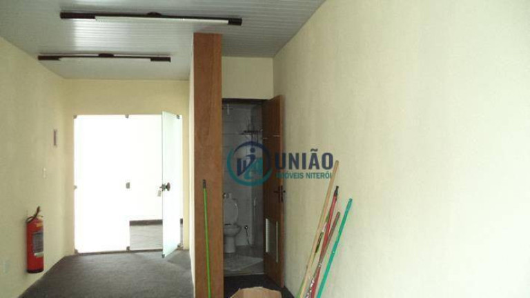 Sala Comercial à Venda, 40 m² em Maria Paula - Niterói