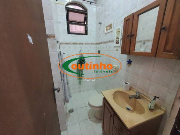 Imagem Casa com 4 Quartos à Venda, 209 m² em Tijuca - Rio De Janeiro Imagem Casa com 4 Quartos à Venda, 209 m² em Tijuca - Rio De Janeiro
