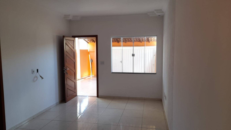 Imagem Casa com 2 Quartos à Venda, 100 m² em Loteamento Residencial Verdes Mares - Macaé Imagem Casa com 2 Quartos à Venda, 100 m² em Loteamento Residencial Verdes Mares - Macaé