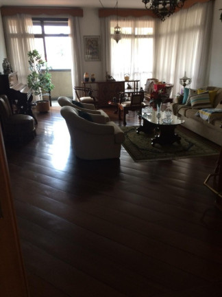 Imóvel com 4 Quartos à Venda, 300 m² em Santo Amaro - São Paulo