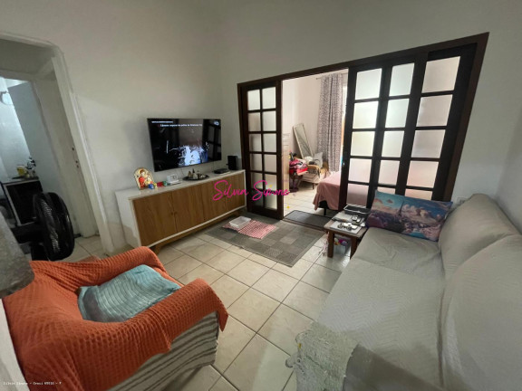 Imagem Apartamento com 2 Quartos à Venda, 74 m² em José Menino - Santos