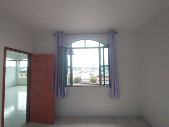 Imagem Casa com 3 Quartos à Venda, 213 m² em Parque 10 De Novembro - Manaus
