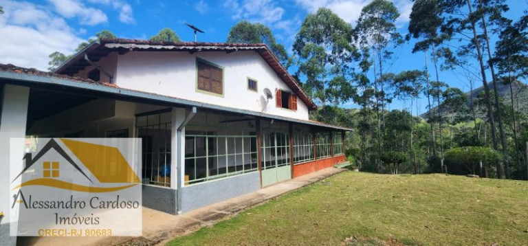 Imagem Chácara com 5 Quartos à Venda, 350 m² em Centro - Duas Barras Imagem Chácara com 5 Quartos à Venda, 350 m² em Centro - Duas Barras
