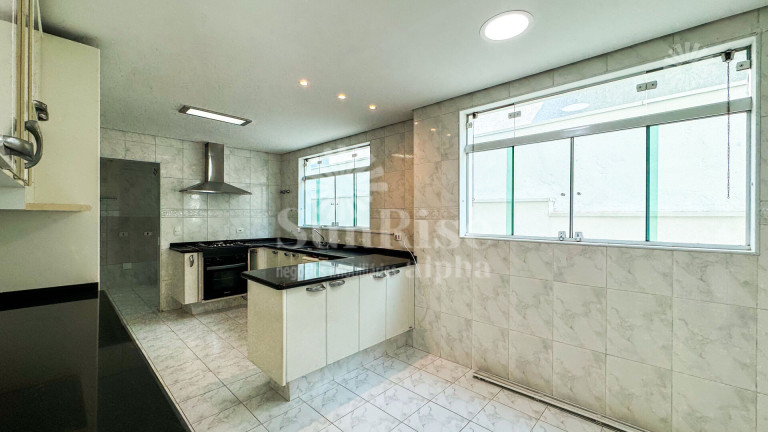 Imagem Casa com 4 Quartos à Venda, 400 m² em Residencial Morada Dos Lagos - Barueri Imagem Casa com 4 Quartos à Venda, 400 m² em Residencial Morada Dos Lagos - Barueri