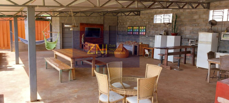 Imagem Chácara com 4 Quartos à Venda, 3.000 m² em Rural - Brodowski Imagem Chácara com 4 Quartos à Venda, 3.000 m² em Rural - Brodowski