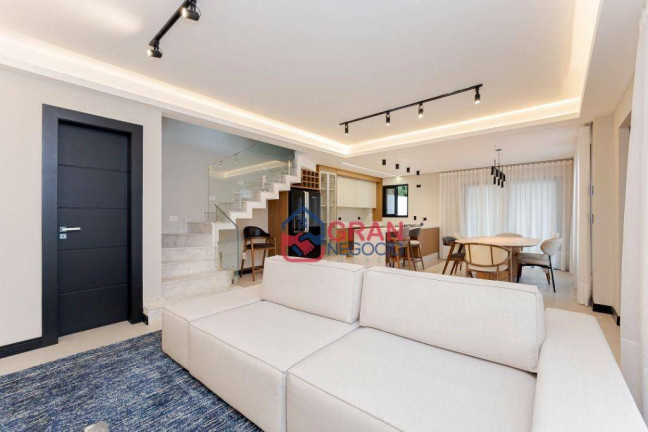 Imagem Sobrado com 3 Quartos à Venda, 191 m² em Santa Felicidade - Curitiba Imagem Sobrado com 3 Quartos à Venda, 191 m² em Santa Felicidade - Curitiba