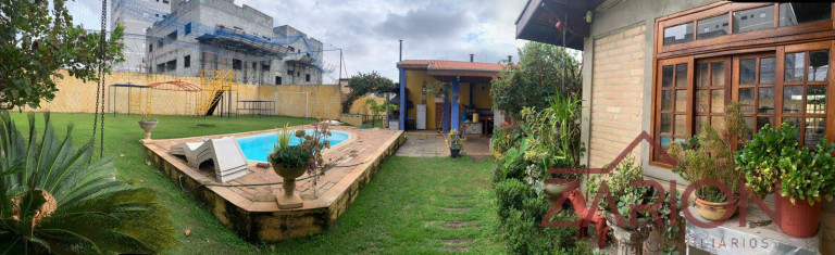 Imagem Casa com 3 Quartos à Venda, 450 m² em Vila São José - Taubaté Imagem Casa com 3 Quartos à Venda, 450 m² em Vila São José - Taubaté