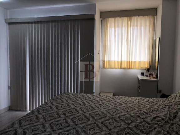 Imagem Casa com 4 Quartos à Venda, 200 m² em Piratininga - Niterói