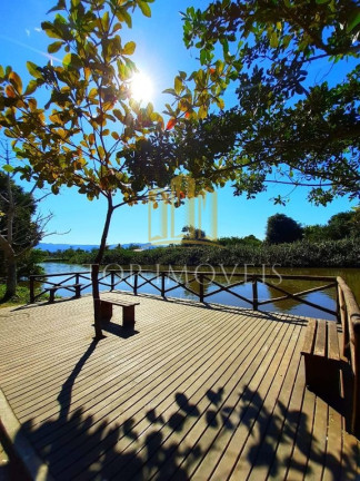 Imagem Sobrado com 6 Quartos à Venda, 347 m² em Jardim Nomar - Caraguatatuba