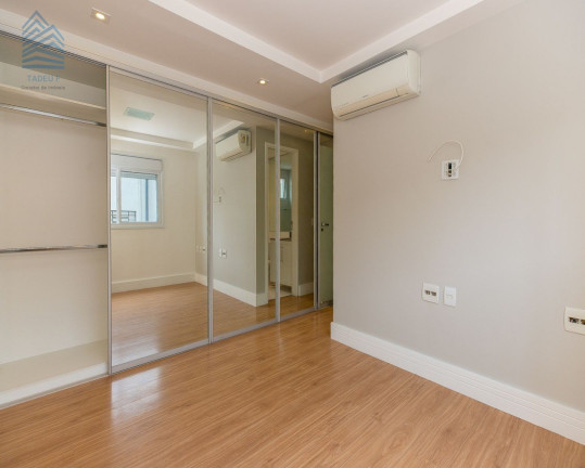 Imagem Imóvel com 3 Quartos à Venda, 105 m² em Vila Olímpia - São Paulo