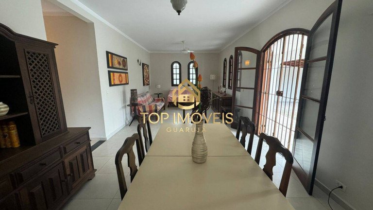Imagem Casa com 3 Quartos à Venda, 300 m² em Jardim Virgínia - Guarujá
