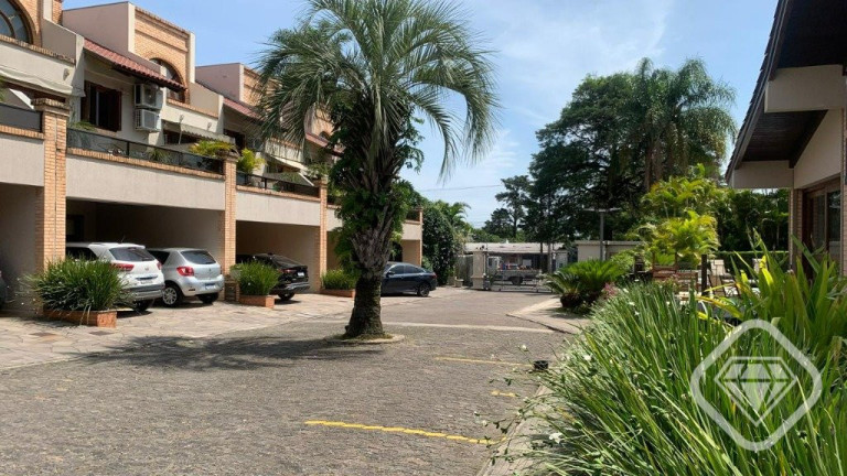 Imagem Casa de Condomínio com 4 Quartos à Venda, em Pedra Redonda - Porto Alegre Imagem Casa de Condomínio com 4 Quartos à Venda, em Pedra Redonda - Porto Alegre