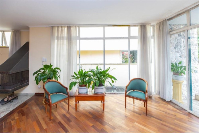 Imagem Casa com 7 Quartos à Venda, 341 m² em Granja Julieta - São Paulo Imagem Casa com 7 Quartos à Venda, 341 m² em Granja Julieta - São Paulo