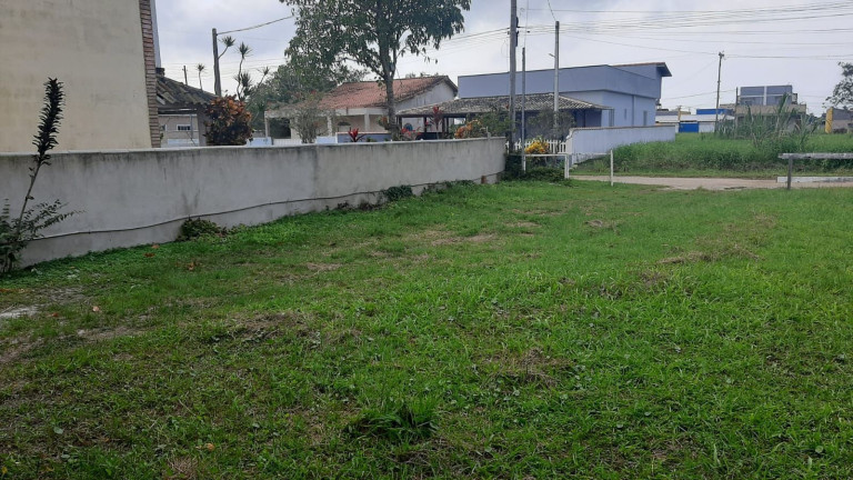Imagem Casa com 1 Quarto à Venda, 92 m² em Unamar - Cabo Frio