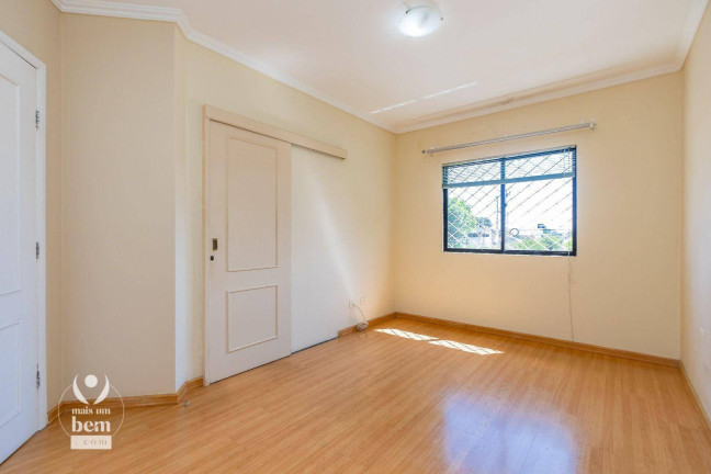 Imagem Sobrado com 3 Quartos à Venda, 220 m² em Portão - Curitiba