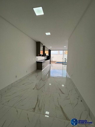 Imagem Casa com 3 Quartos à Venda, 238 m² em Vila Rosa - Goiânia Imagem Casa com 3 Quartos à Venda, 238 m² em Vila Rosa - Goiânia