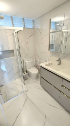 Imagem Apartamento com 3 Quartos para Alugar, 131 m² em Centro - Balneário Camboriú