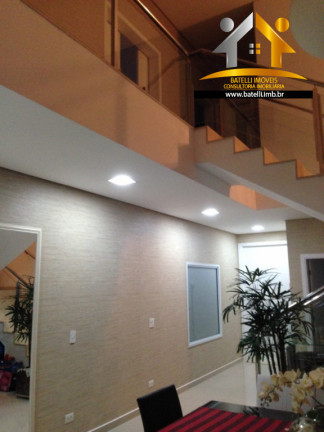 Imagem Casa de Condomínio com 3 Quartos para Alugar, 312 m² em Alphaville - Santana De Parnaíba Imagem Casa de Condomínio com 3 Quartos para Alugar, 312 m² em Alphaville - Santana De Parnaíba