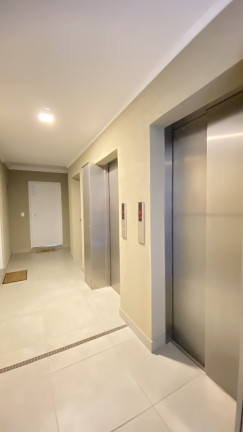 Imagem Apartamento com 2 Quartos à Venda, 69 m² em Santo Antônio - Porto Alegre Imagem Apartamento com 2 Quartos à Venda, 69 m² em Santo Antônio - Porto Alegre