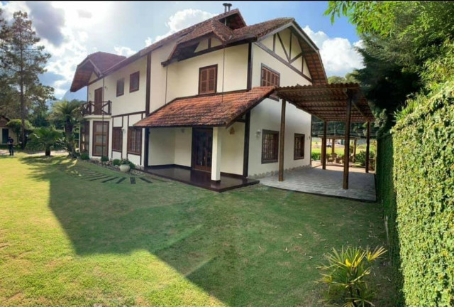 Imagem Casa com 4 Quartos à Venda, 410 m² em Parque Do Imbui - Teresópolis Imagem Casa com 4 Quartos à Venda, 410 m² em Parque Do Imbui - Teresópolis