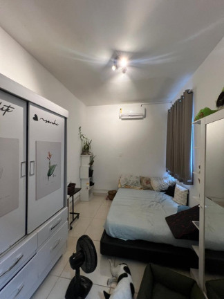 Imagem Casa com 2 Quartos à Venda, 72 m² em Flores - Manaus Imagem Casa com 2 Quartos à Venda, 72 m² em Flores - Manaus