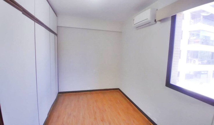 Imagem Apartamento com 4 Quartos à Venda,  em Barra Da Tijuca - Rio De Janeiro