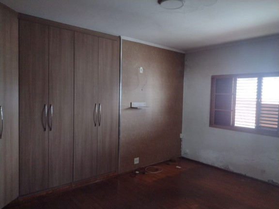 Imagem Casa com 3 Quartos para Alugar, 252 m² em Centro - Suzano