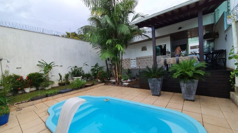 Casa com 3 Quartos à Venda, 123 m² em Tarumã - Manaus