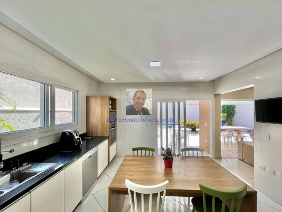Imagem Casa com 4 Quartos à Venda, 315 m² em Moinho Velho - Cotia Imagem Casa com 4 Quartos à Venda, 315 m² em Moinho Velho - Cotia