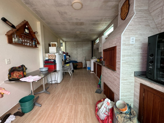 Imagem Casa com 3 Quartos à Venda, 175 m² em Ponte Do Imaruim - Palhoça Imagem Casa com 3 Quartos à Venda, 175 m² em Ponte Do Imaruim - Palhoça