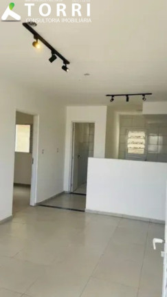 Imagem Imóvel com 2 Quartos à Venda, 52 m² em Lopes De Oliveira - Sorocaba Imagem Imóvel com 2 Quartos à Venda, 52 m² em Lopes De Oliveira - Sorocaba