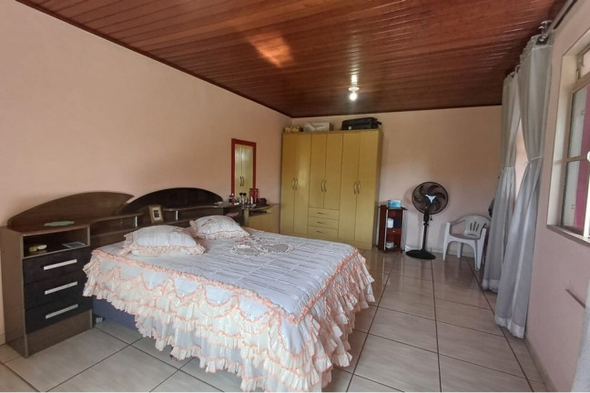 Imagem Casa com 3 Quartos à Venda, 160 m² em Santa Maria Goretti - Porto Alegre Imagem Casa com 3 Quartos à Venda, 160 m² em Santa Maria Goretti - Porto Alegre