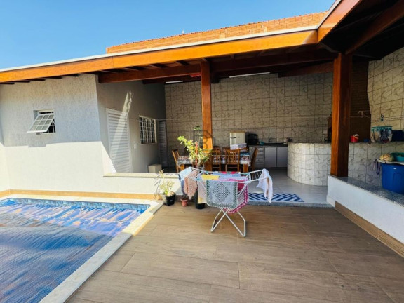 Casa com 3 Quartos à Venda, 250 m² em Jardim Residencial Pedras Preciosas - Araras