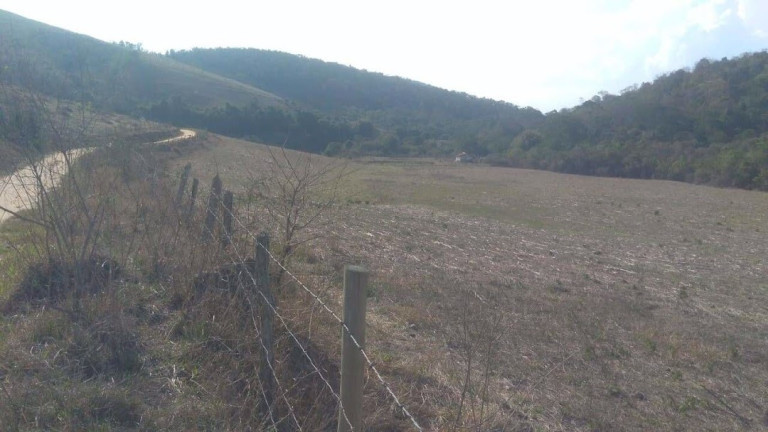 Imagem Fazenda à Venda, 150 m² em Centro - Lagoinha Imagem Fazenda à Venda, 150 m² em Centro - Lagoinha