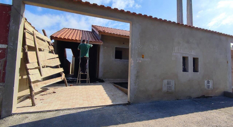 Casa com 2 Quartos à Venda, 125 m² em Jardim Somar - Peruíbe