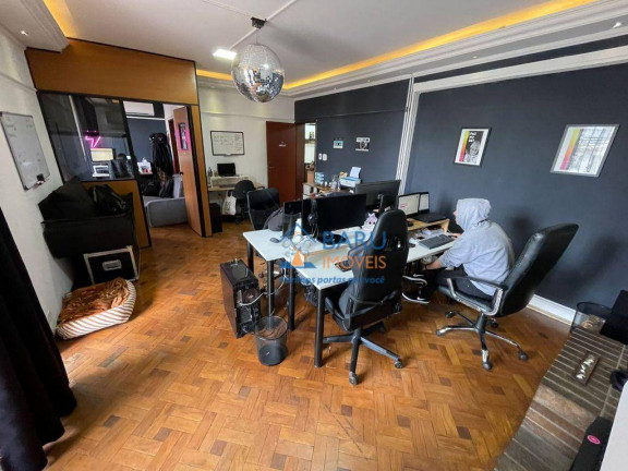 Imagem Sobrado com 4 Quartos à Venda, 490 m² em Pacaembu - São Paulo Imagem Sobrado com 4 Quartos à Venda, 490 m² em Pacaembu - São Paulo